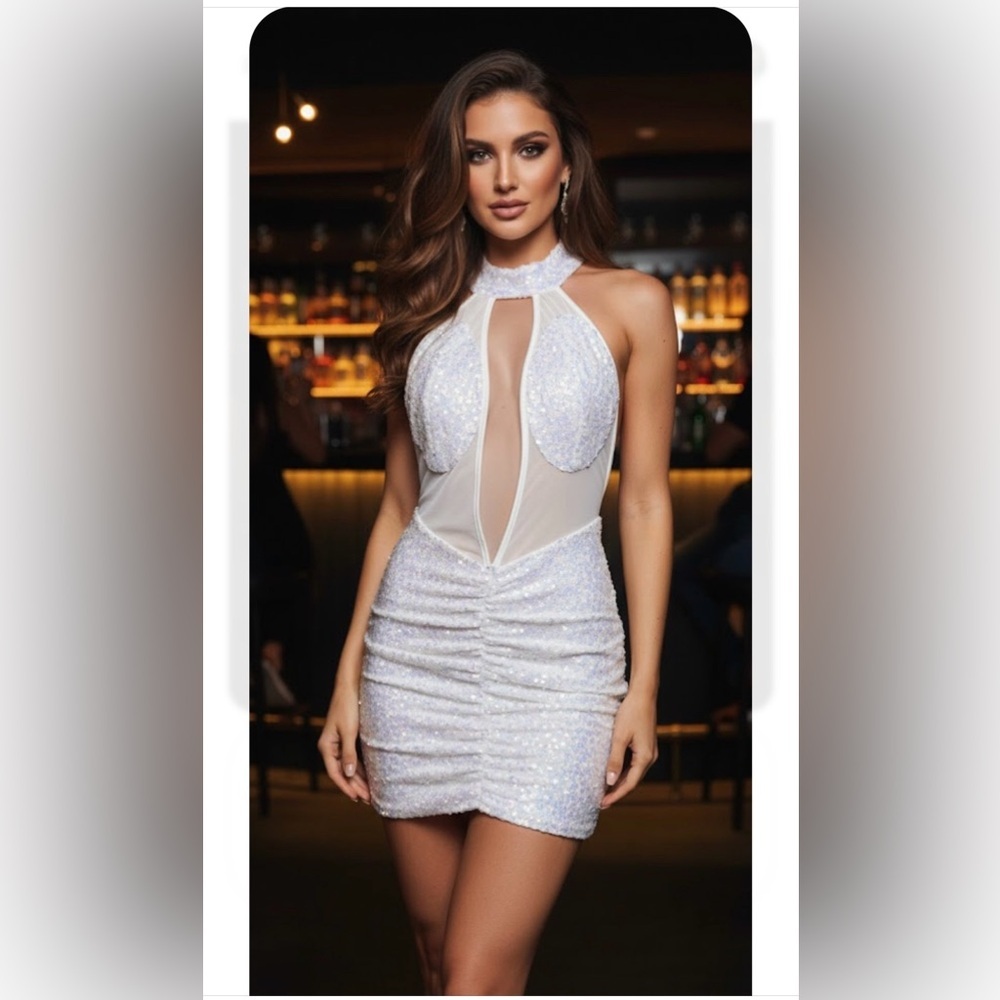 XOO KOOL . White Sequin Backless Mini Dress - Picture 1 of 3